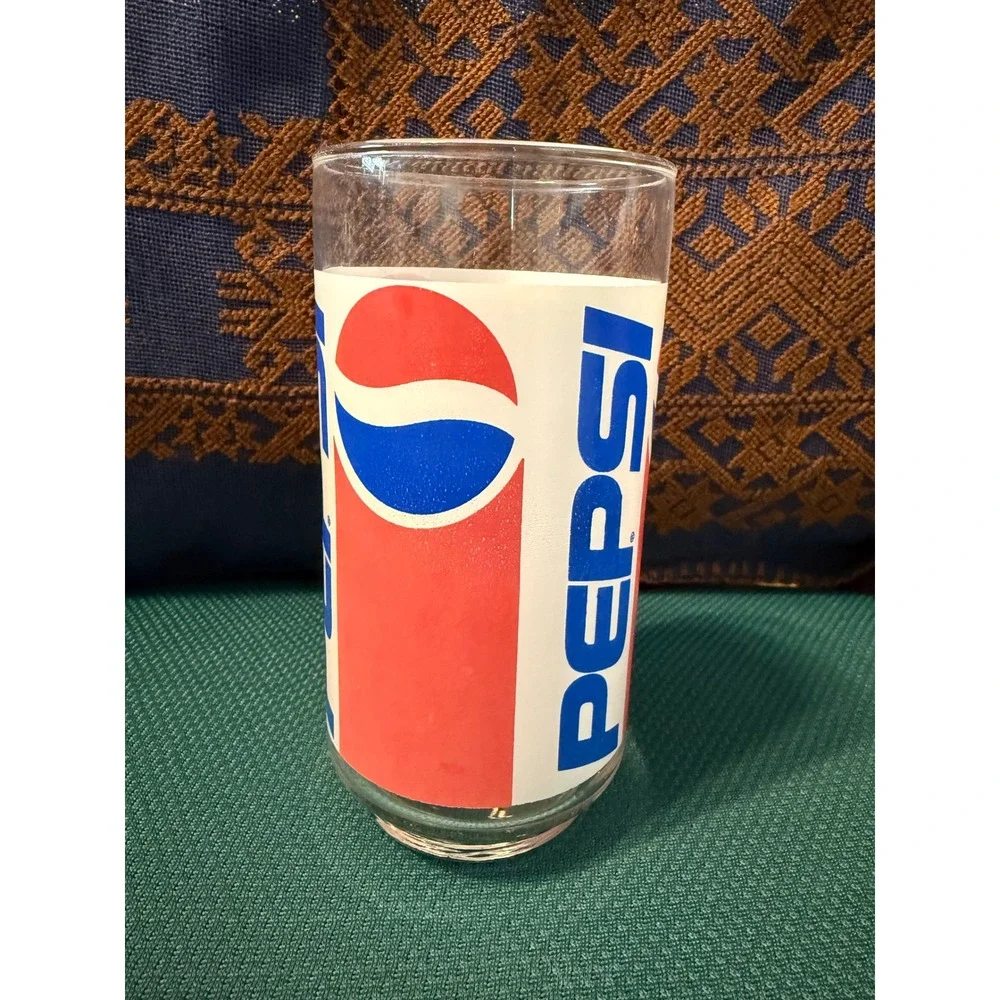 Vintage Pepsi Cola Drinking Glasses Set‎ of 2 Logo and Confetti Graphics Retro